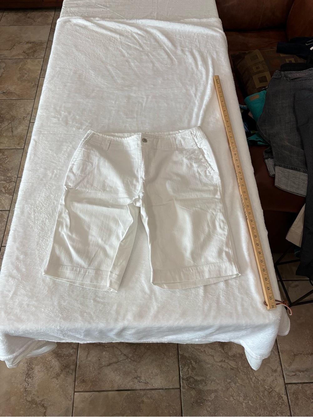 Liz Claiborne White Bermuda Cargo Shorts